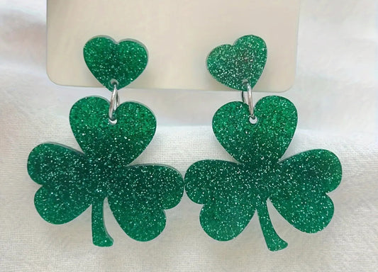 love & clovers