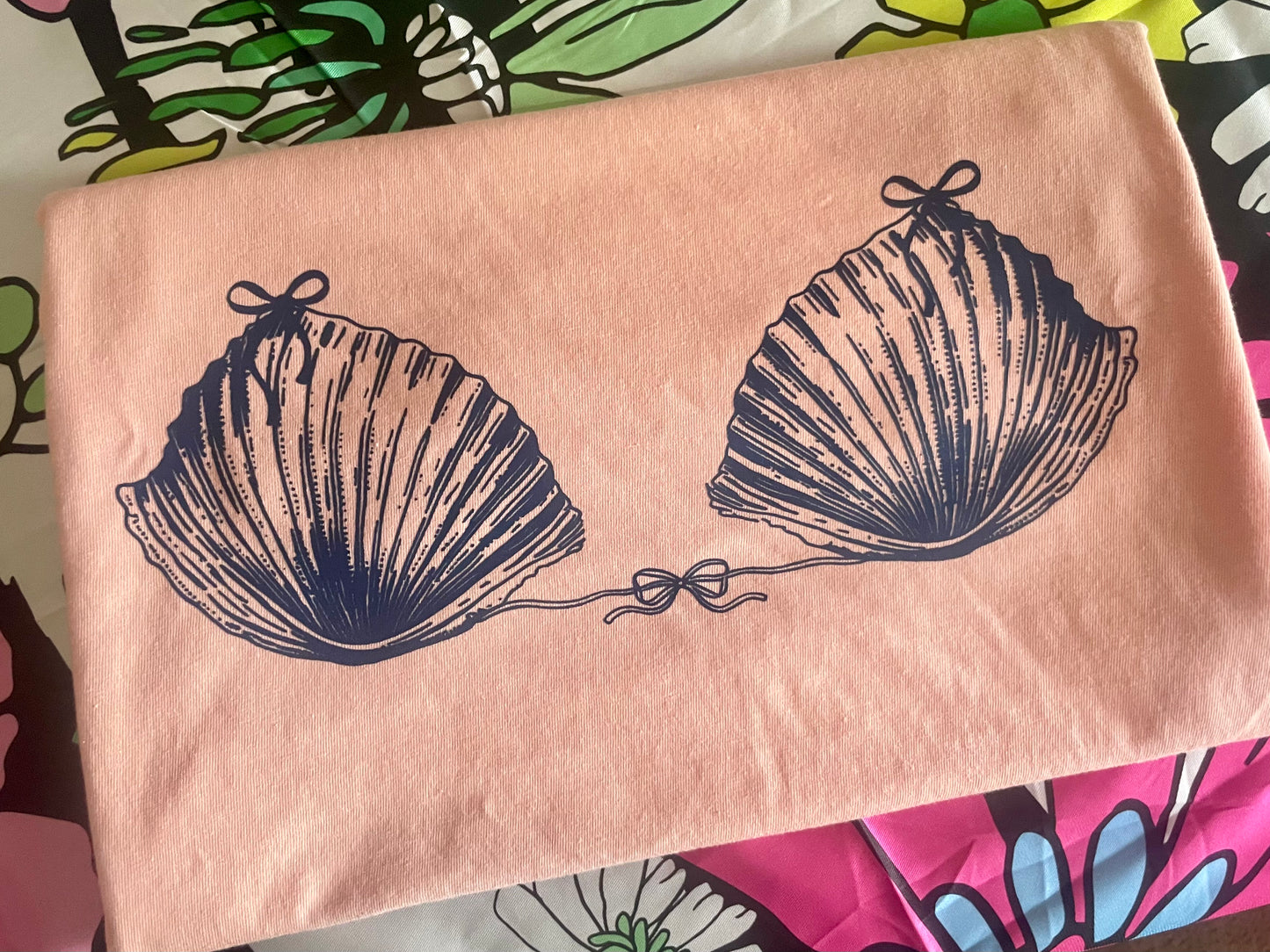 shell yeah tee